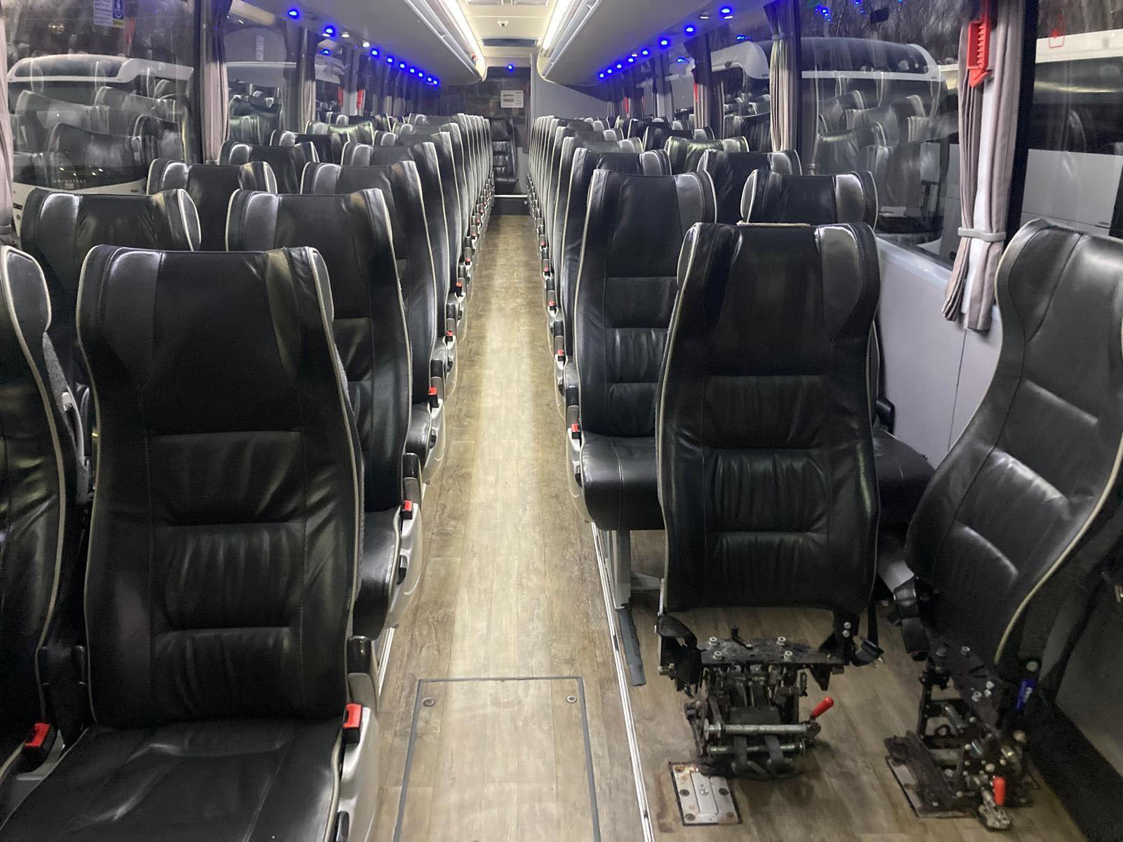 Photo of 2016 Volvo B11R Caetano Levante