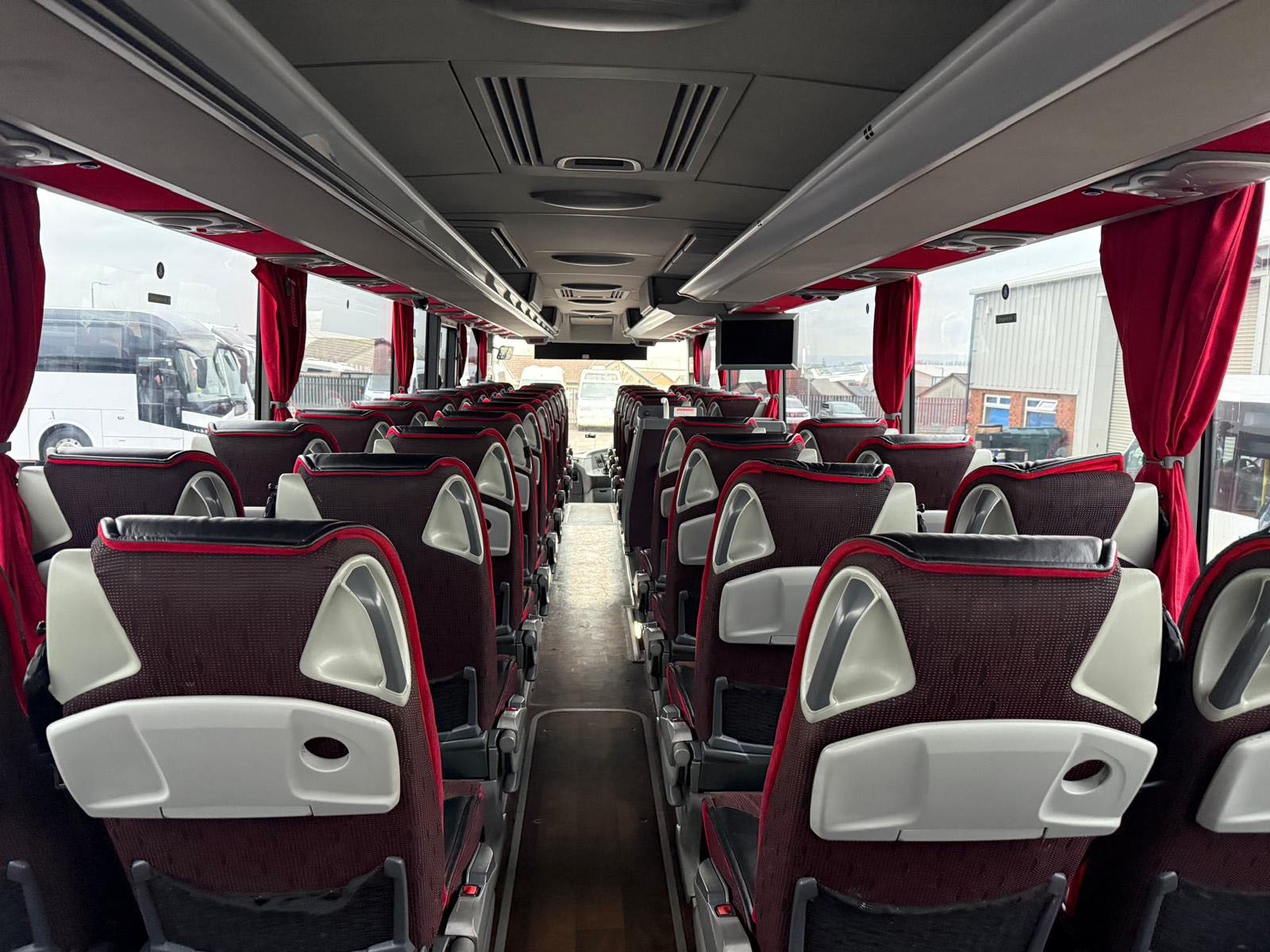 Photo of 2014 Mercedes Tourismo