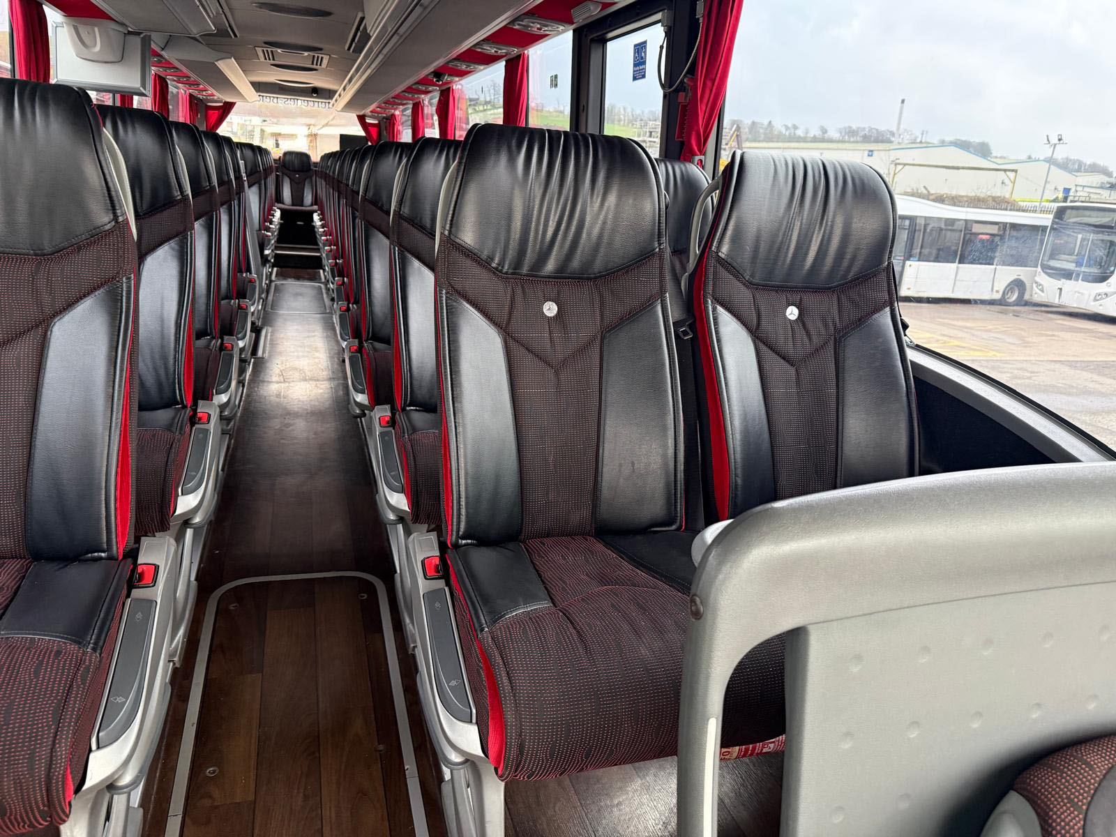 Photo of 2014 Mercedes Tourismo