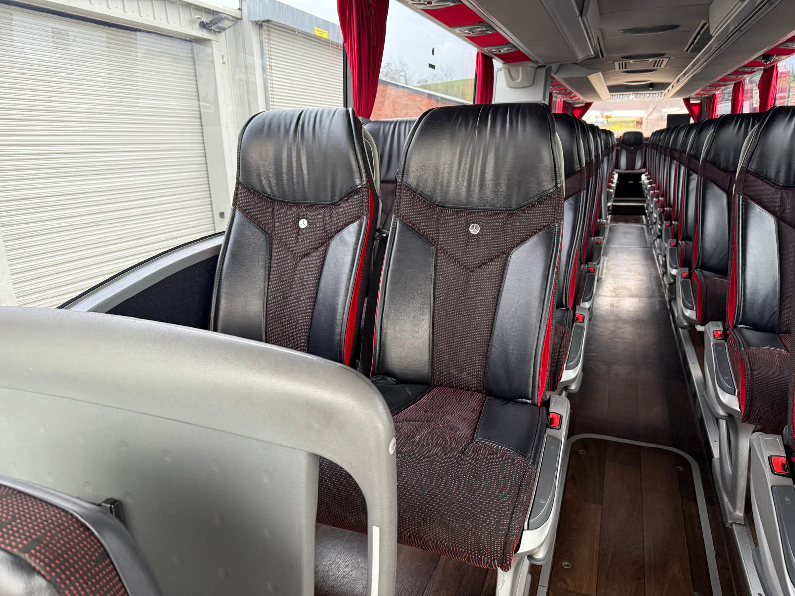 Photo of 2014 Mercedes Tourismo