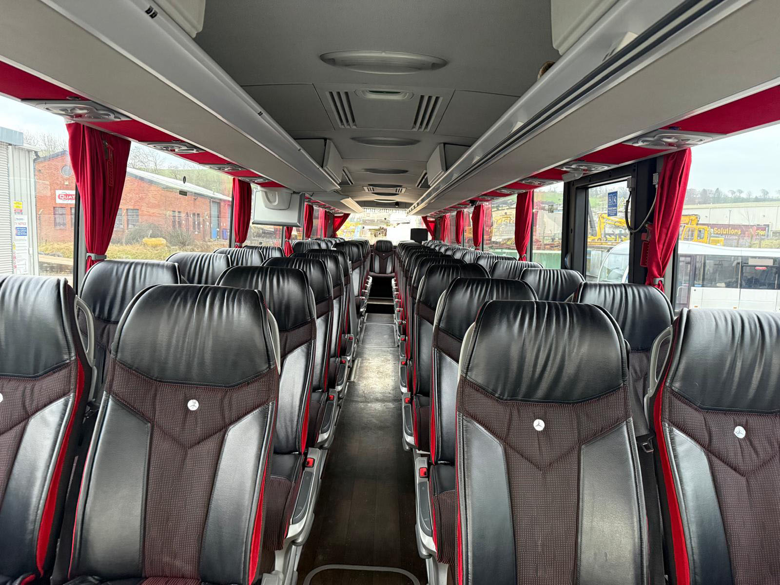 Photo of 2014 Mercedes Tourismo