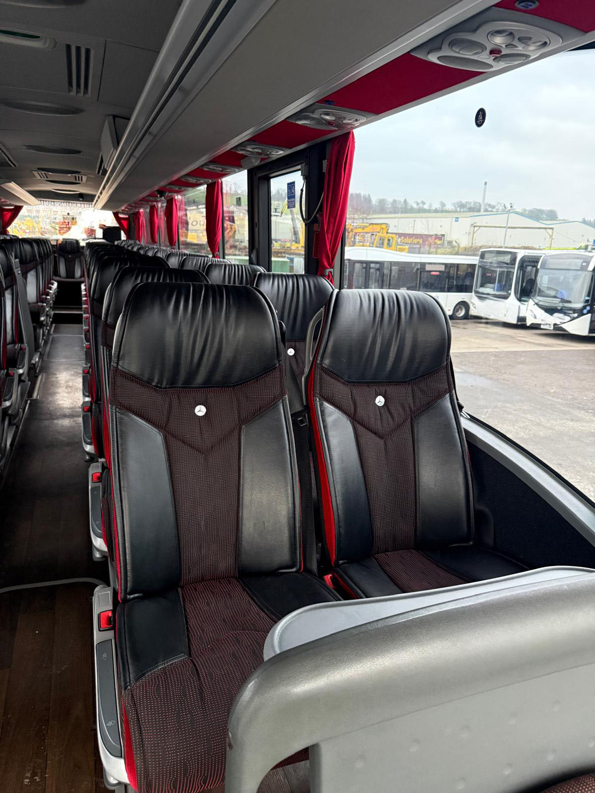 Photo of 2014 Mercedes Tourismo