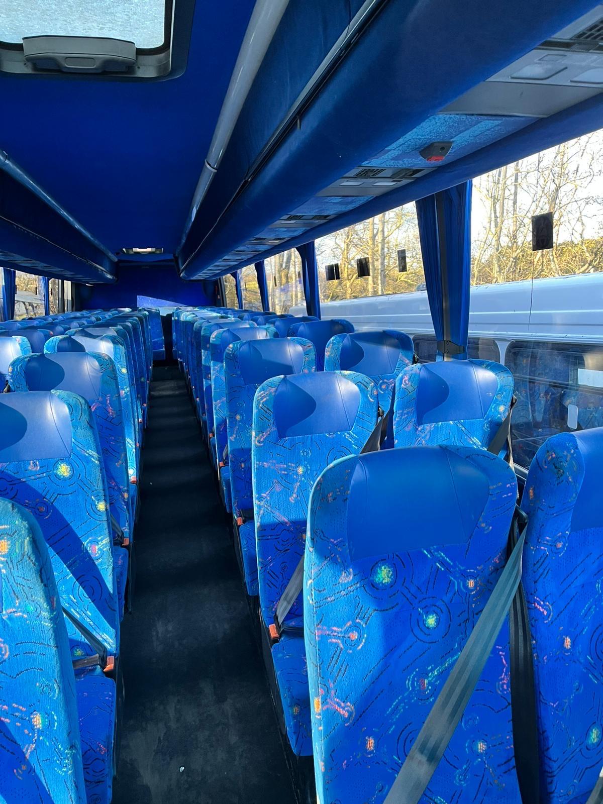 Photo of 2003 Volvo B12M Plaxton Paragon