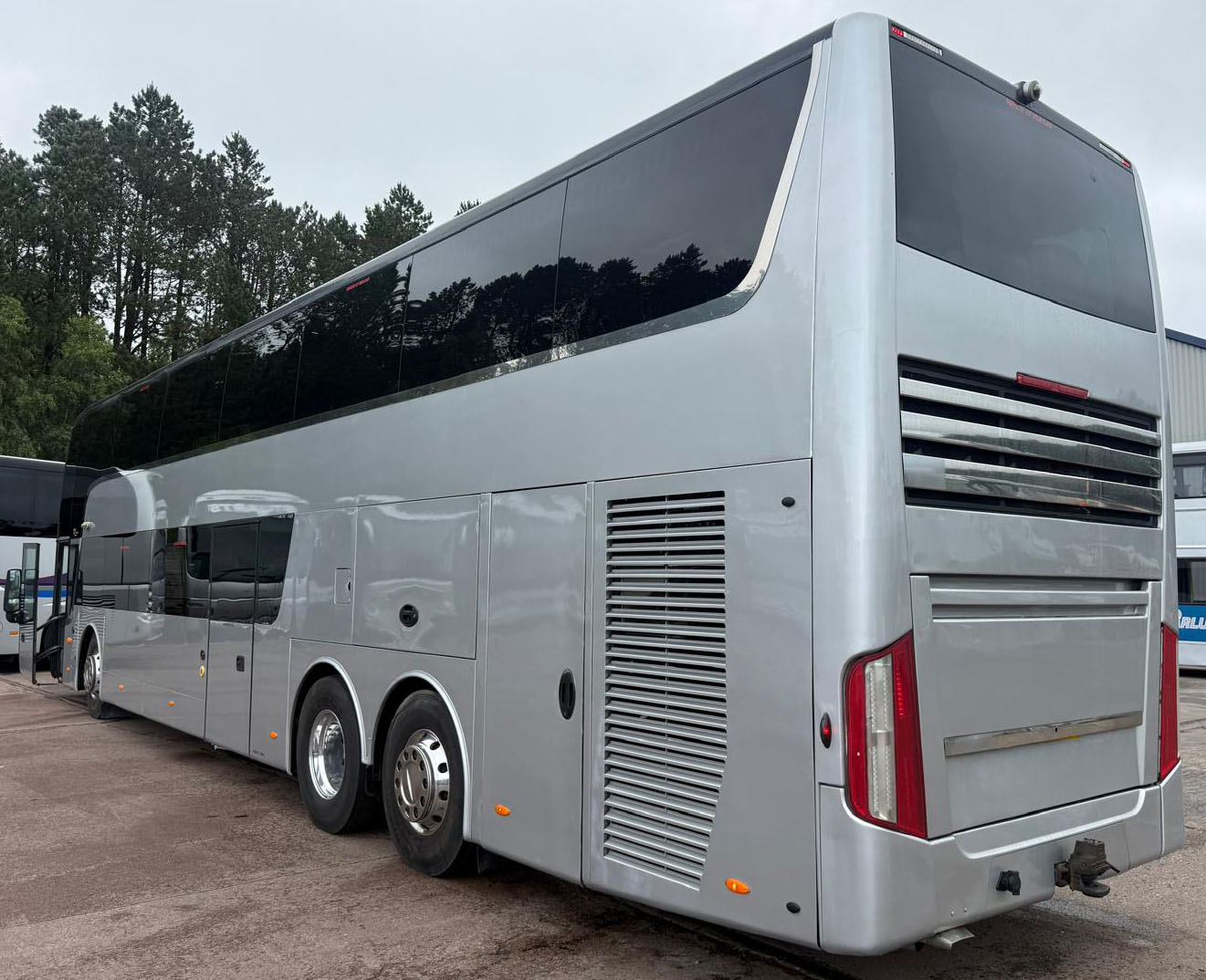 2016 Van Hool TDX27 Astromega - Drew Wilson Coach Sales