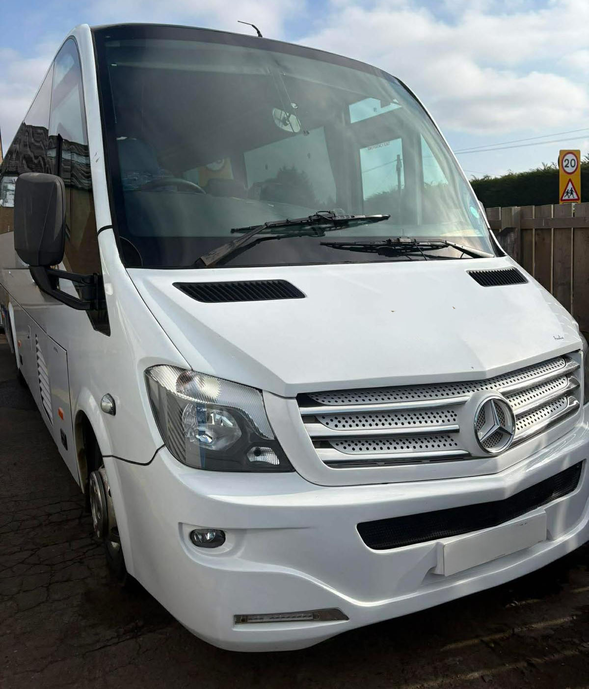 Photo of 2016 Mercedes 816D Turas 900