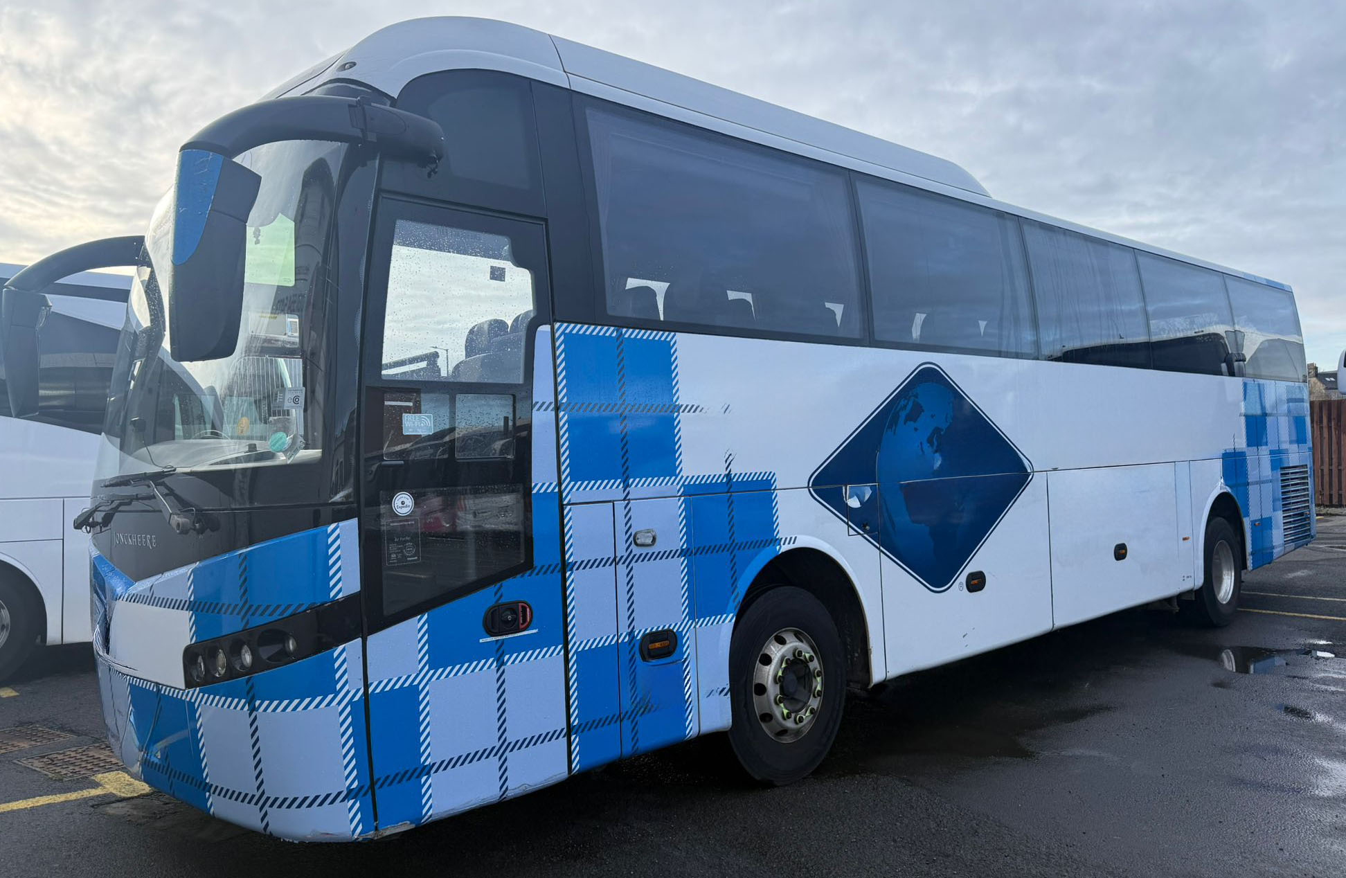 Photo of 2014 Volvo B9R Jonckheere JHV