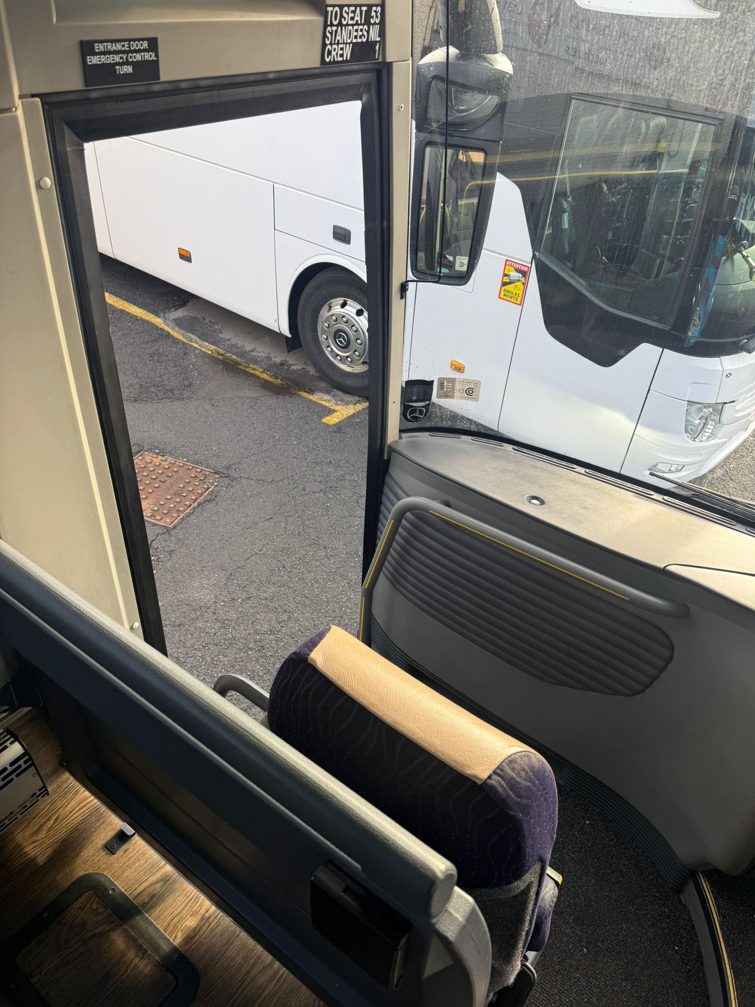 Photo of 2017 Volvo B11R Jonckheere JHV