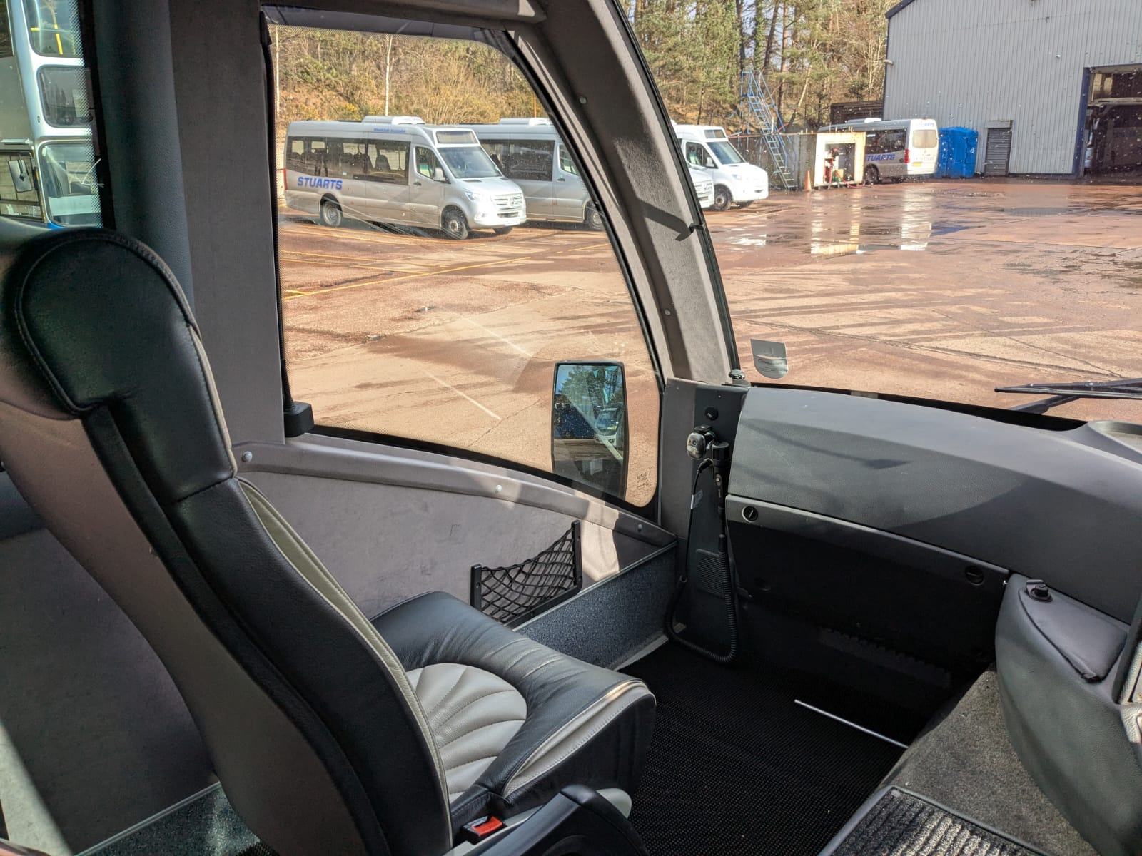 Photo of 2015 Mercedes Unvi Voyager GT