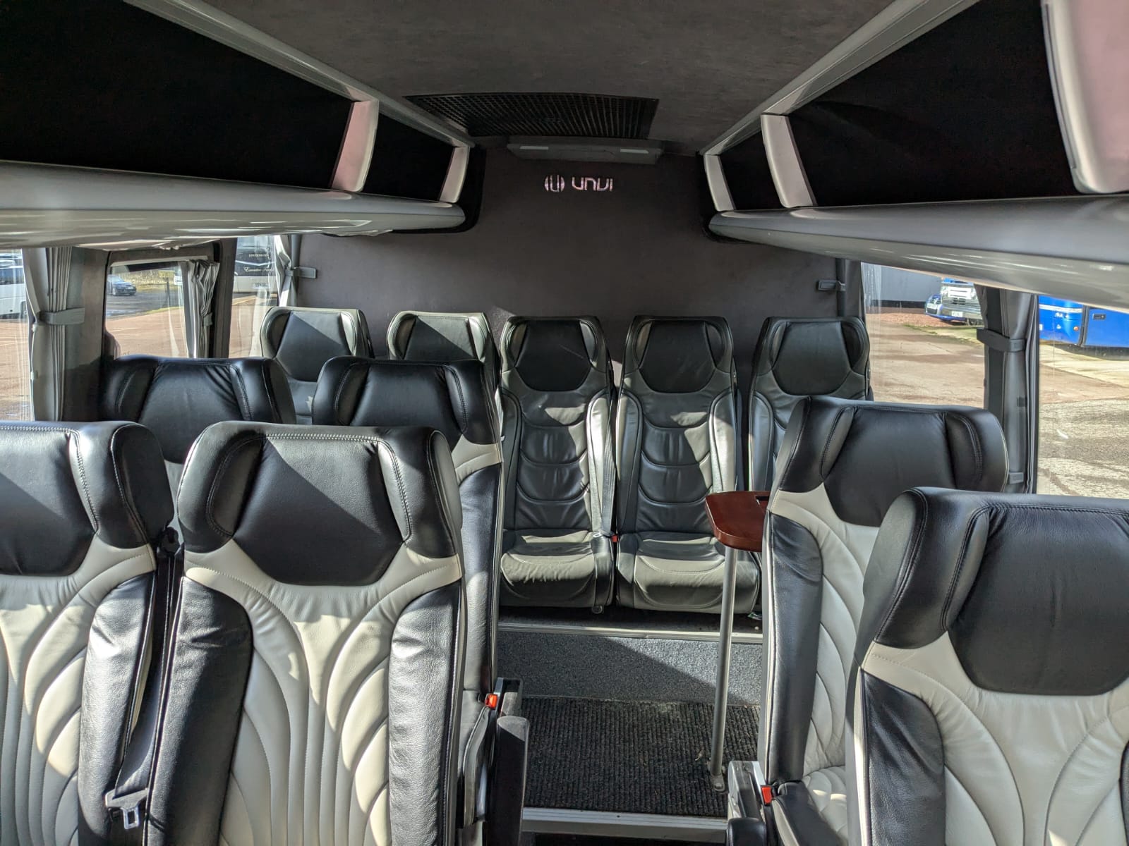 Photo of 2015 Mercedes Unvi Voyager GT