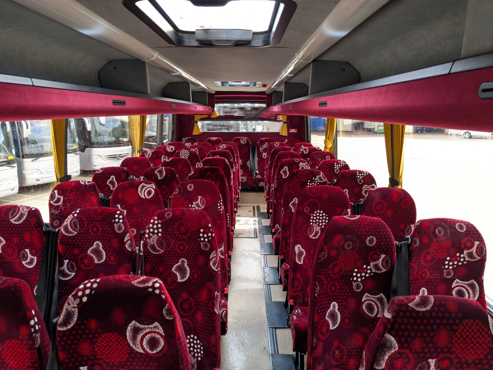 Photo of 2008 Volvo B12M Plaxton Panther