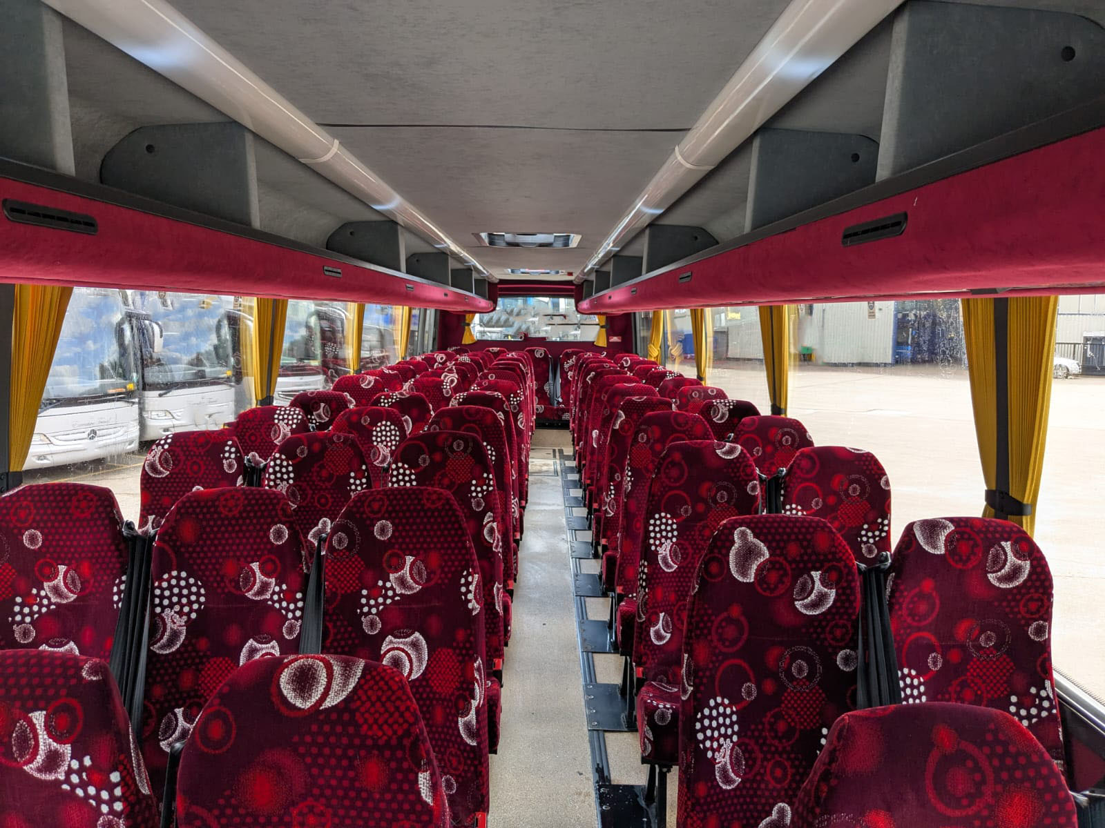 Photo of 2008 Volvo B12M Plaxton Panther