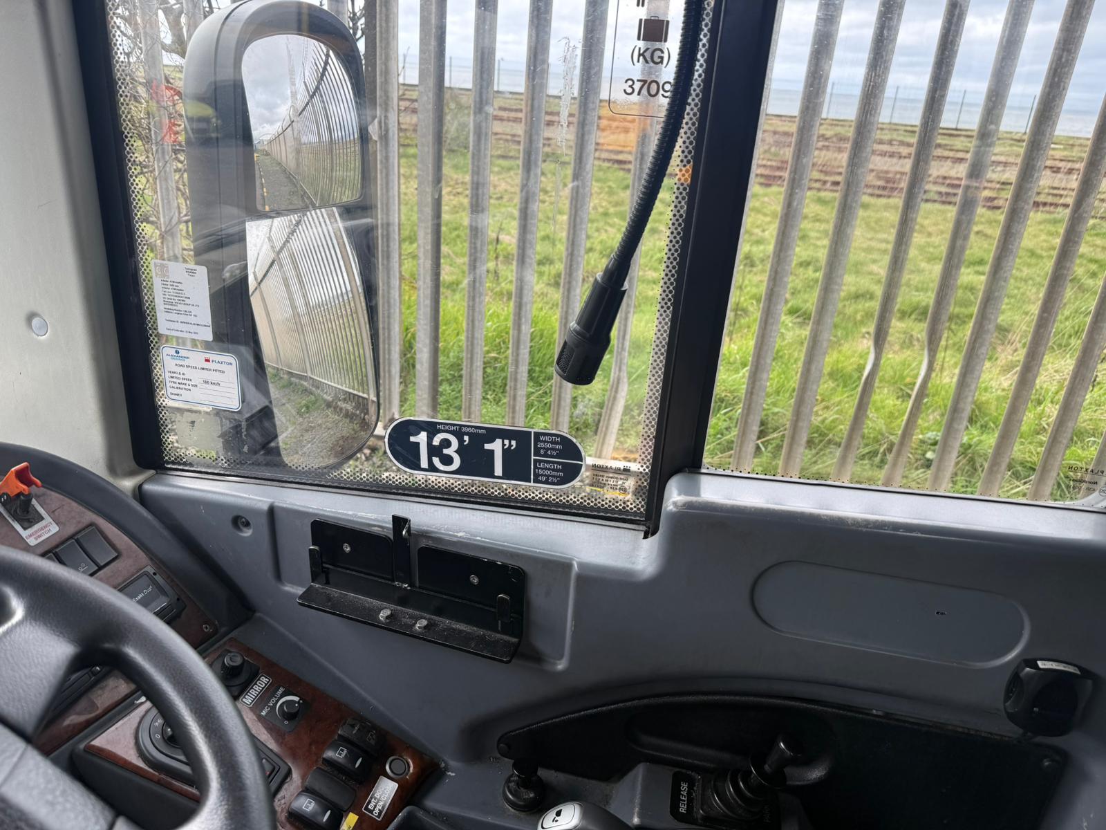 Photo of 2016 Volvo B11R Plaxton Elite Interdeck