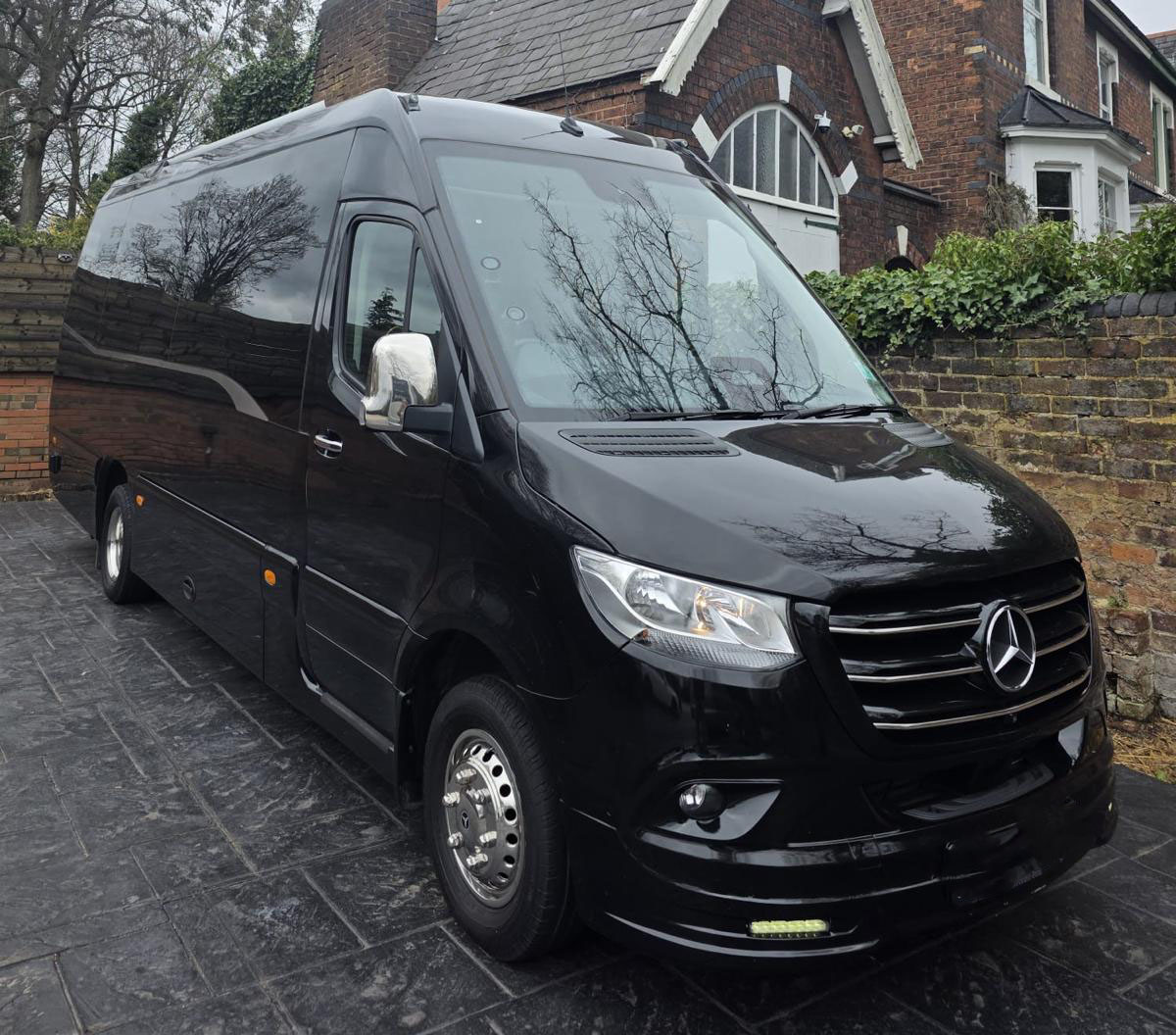 Photo of 2025 Mercedes Grand Tourer