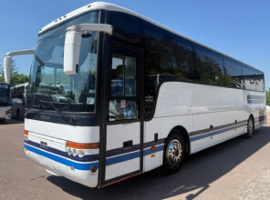 Photo of 2005 Volvo B12B Van Hool