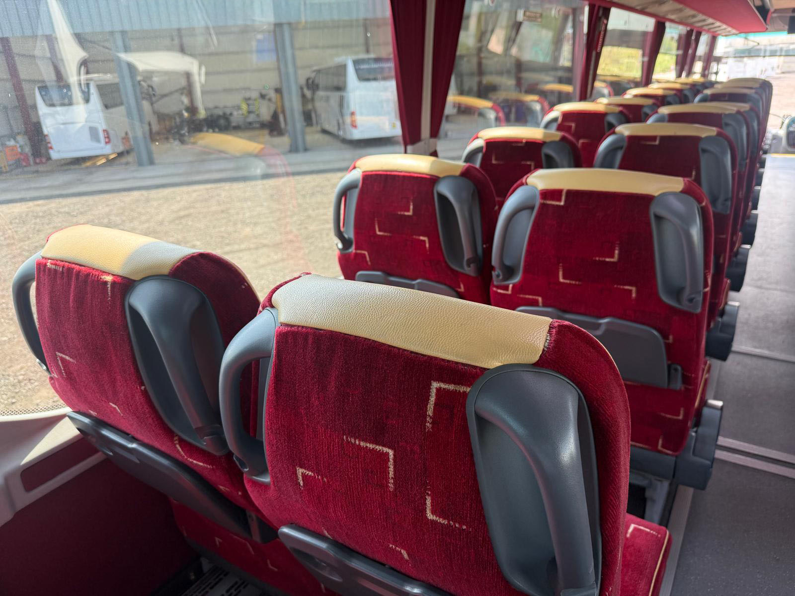 Photo of 2017 Volvo B11R Plaxton Panther 2