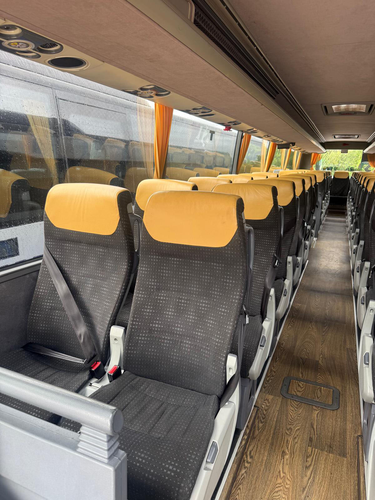 Photo of 2017 Volvo B11R Jonckheere JHV