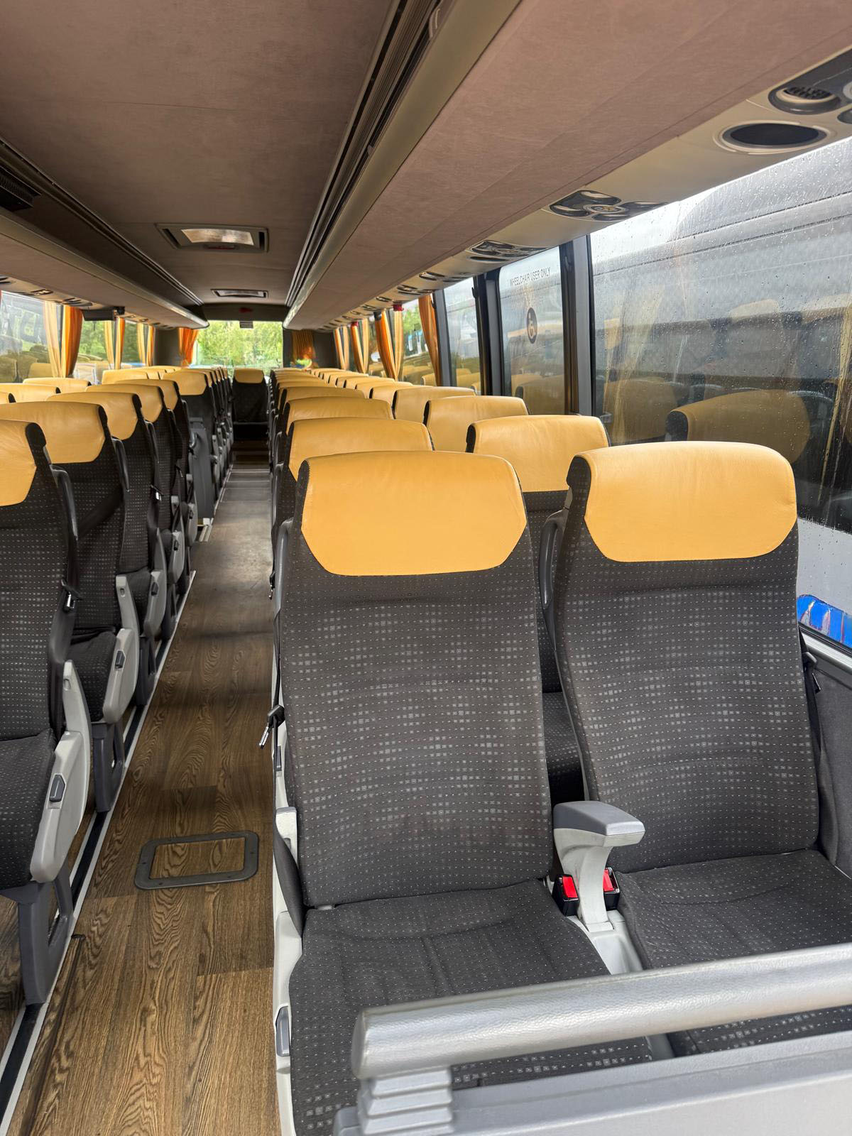 Photo of 2017 Volvo B11R Jonckheere JHV