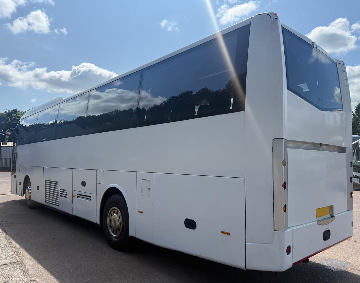 Photo of 2009 Volvo B12M Jonckheere JHV 125