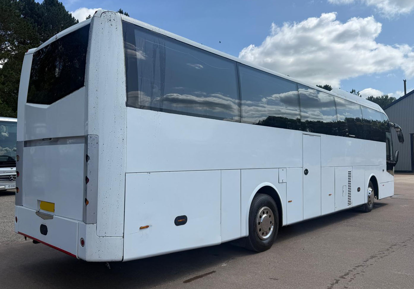 Photo of 2009 Volvo B12M Jonckheere JHV 125