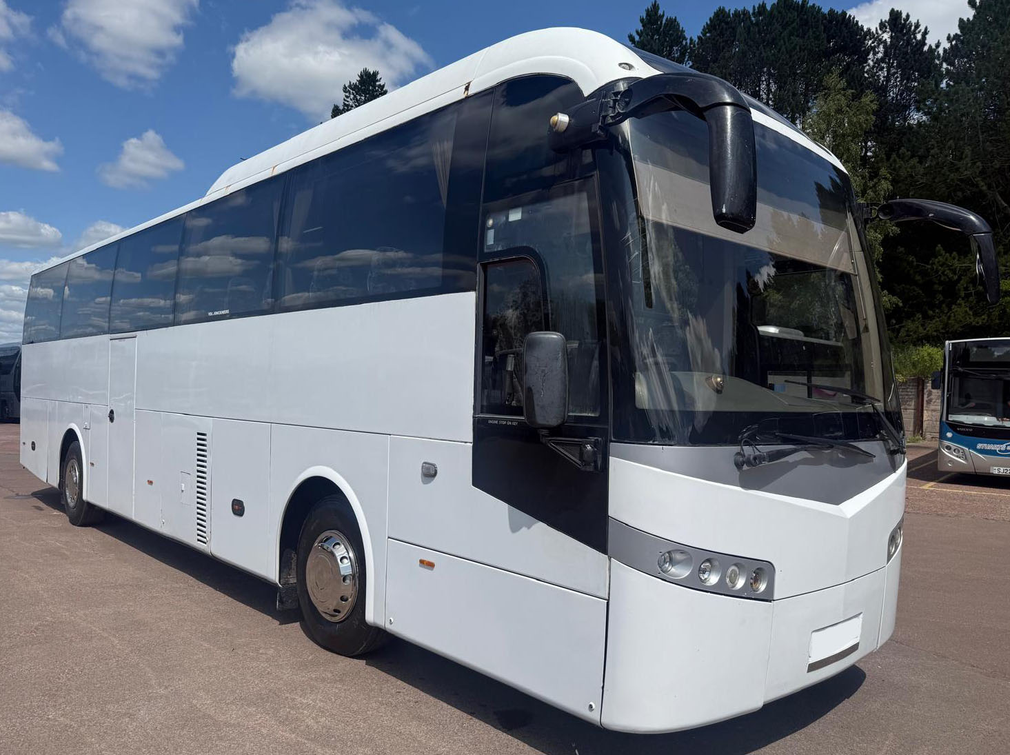 Photo of 2009 Volvo B12M Jonckheere JHV 125