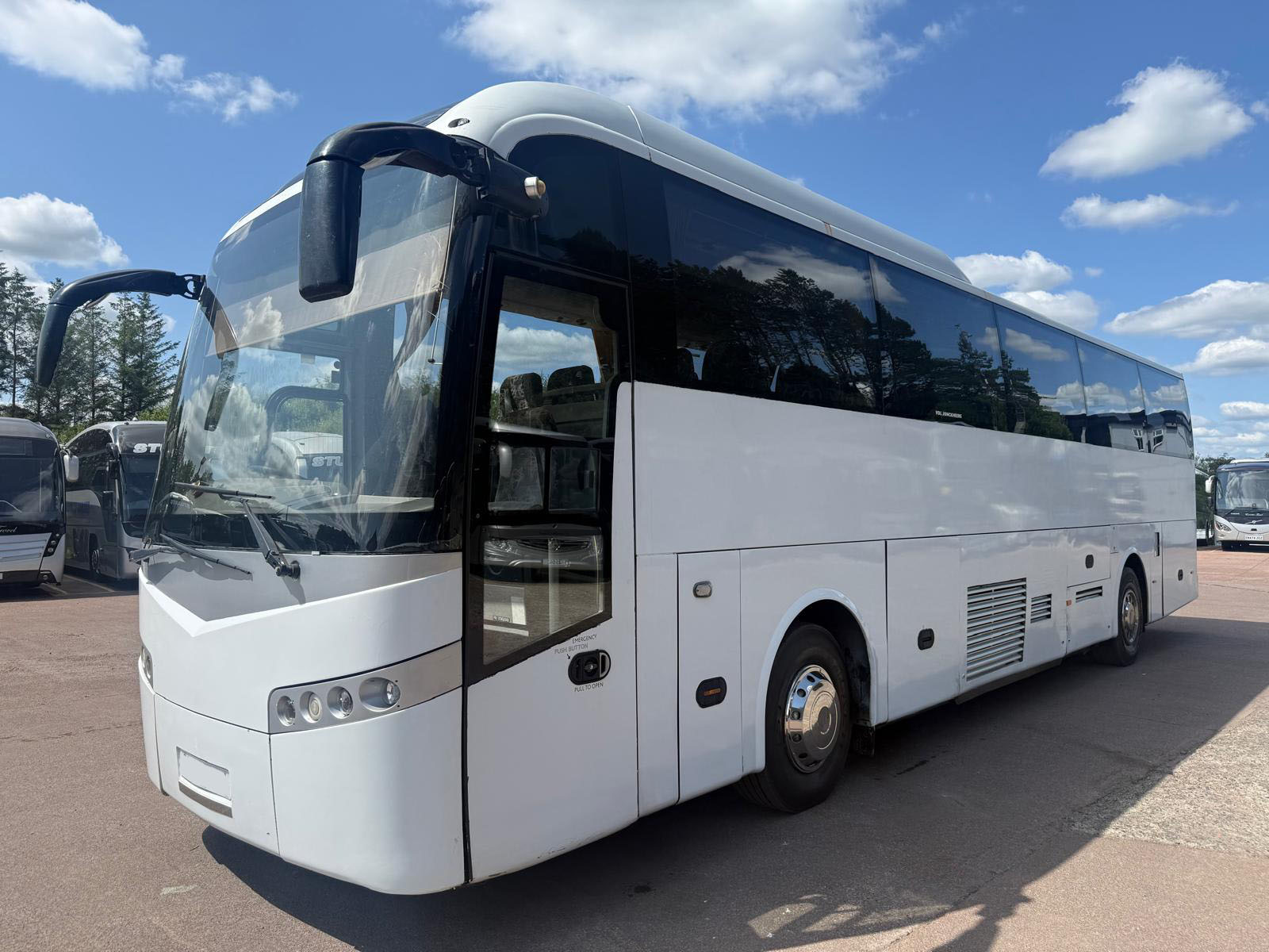 Photo of 2009 Volvo B12M Jonckheere JHV 125