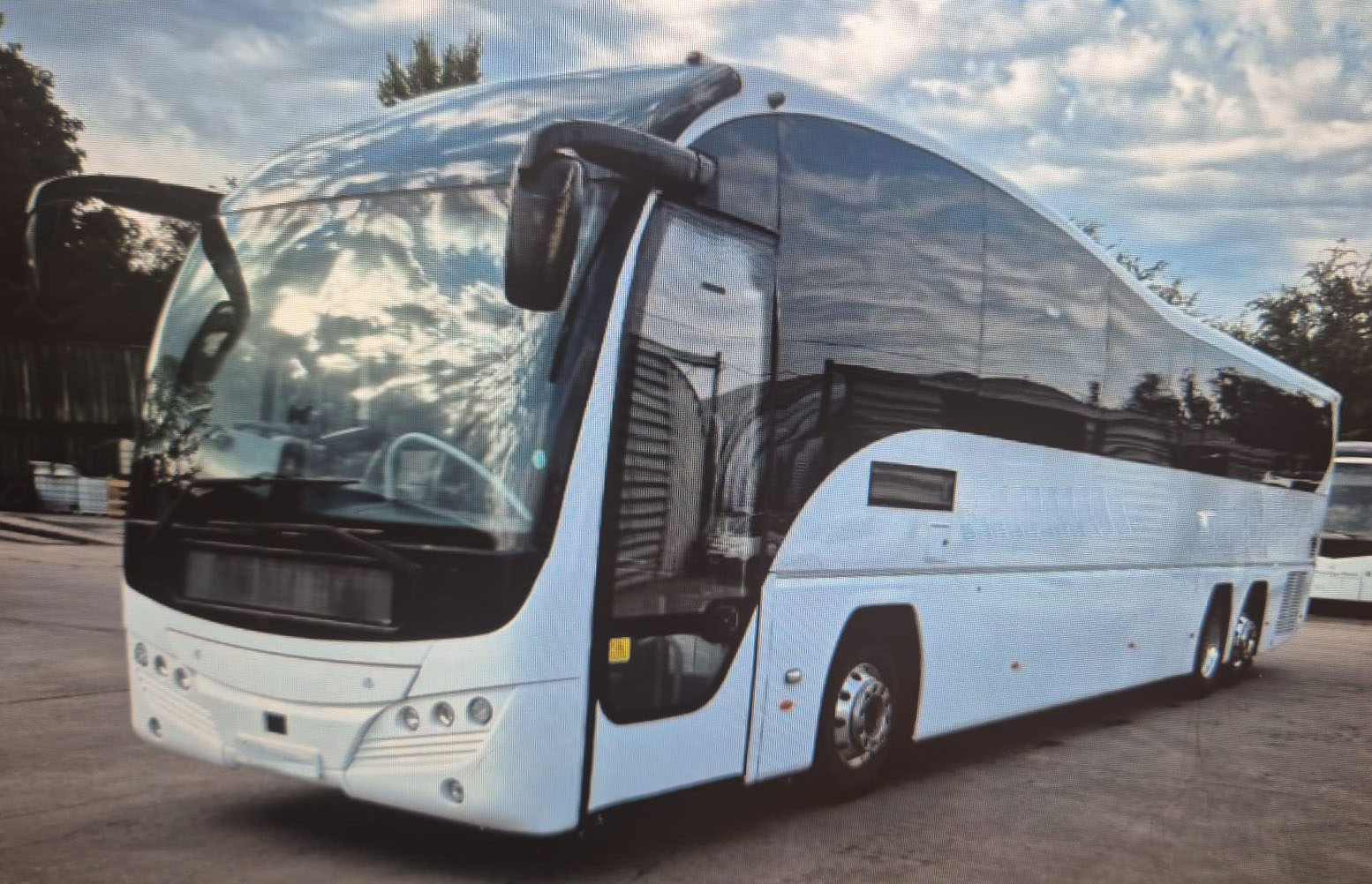 Photo of 2016 Volvo B11R Plaxton Elite