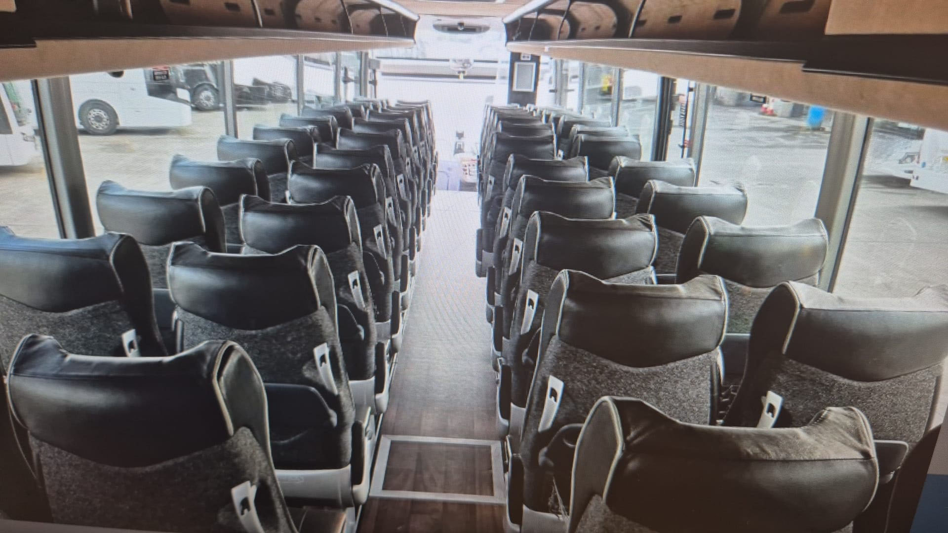 Photo of 2016 Volvo B11R Plaxton Elite