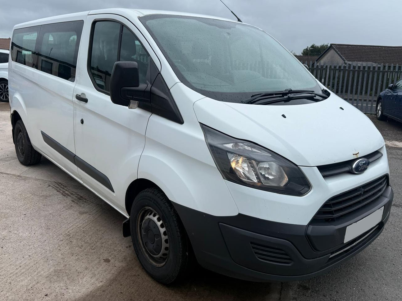 Photo of 2017 Ford Tourneo