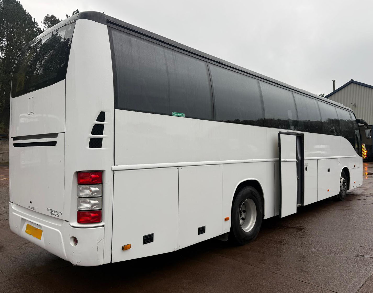 Photo of 2010 Volvo B12B 9700